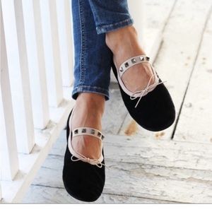 Valentino Rock-studs accent black leather Mary Jane flats sz. 7